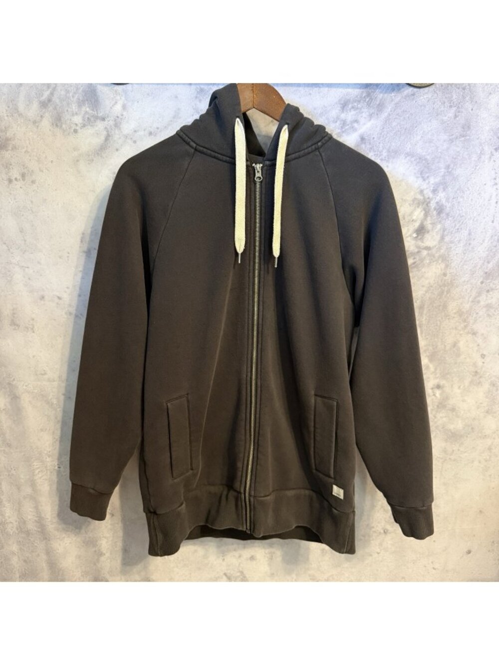 Vuori Sweatshirt Full Zip Charcoal Gray Hoodie Size XS Extra Small